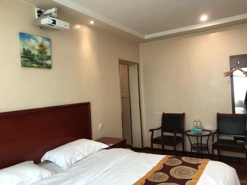 Greentree Inn Shandong Heze Mudan Road Bus Terminal Station Express Hotel Экстерьер фото
