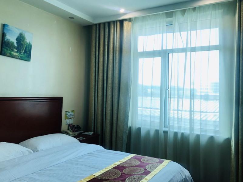 Greentree Inn Shandong Heze Mudan Road Bus Terminal Station Express Hotel Экстерьер фото